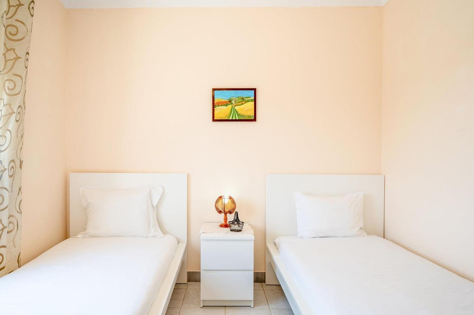 Guestready - Floral Ericeira Residence Eksteriør billede