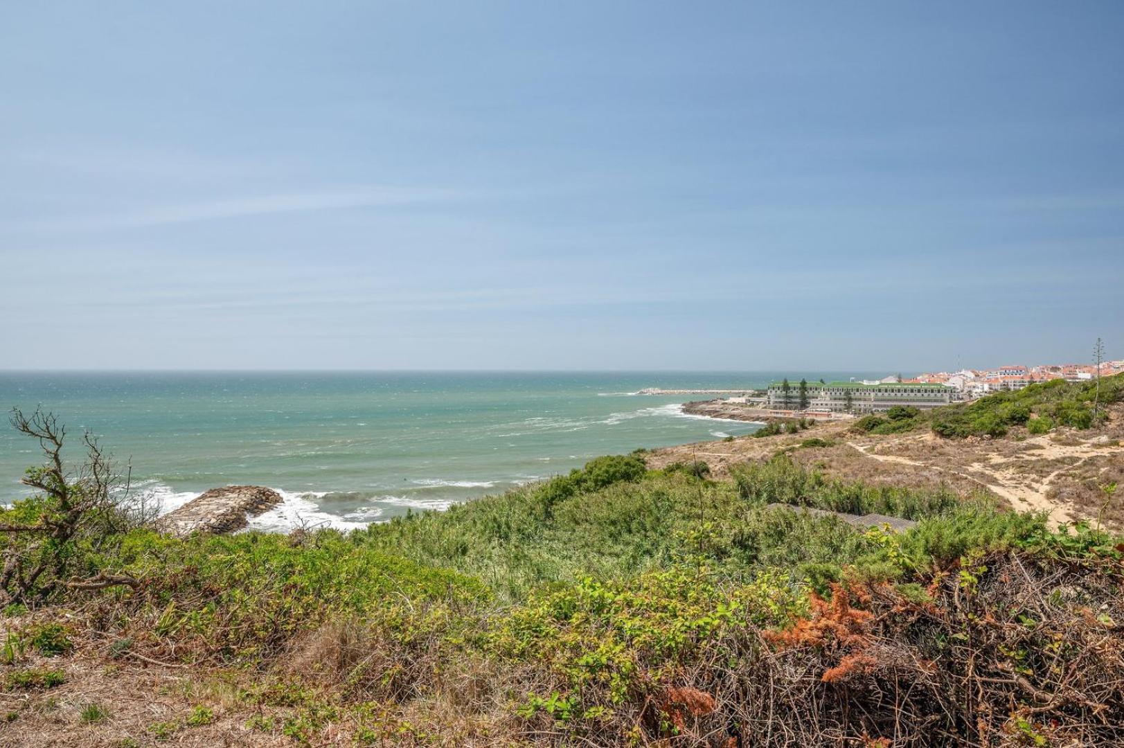 Guestready - Floral Ericeira Residence Eksteriør billede